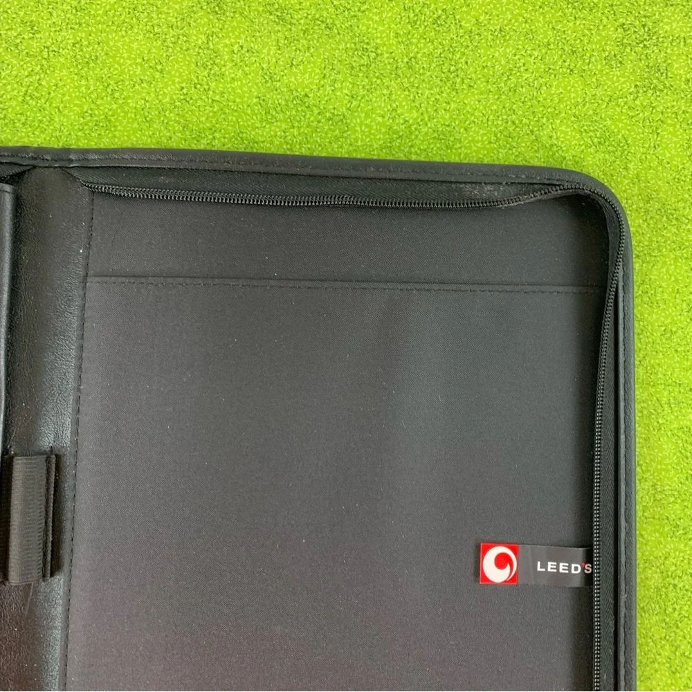 Leed’s Black portfolio Case.